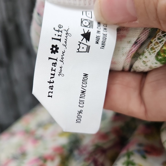 Natural Life Floral Free Spirit Tank - Picture 8 of 8